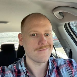 Meet your Posher, Justin